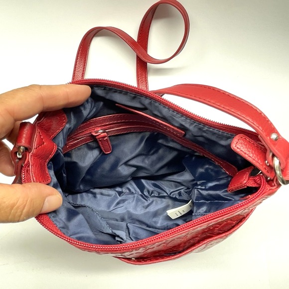 Tommy Hilfiger Crossbody Shoulder Strap Zipper Faux Leather Red Bag Purse - Picture 4 of 9